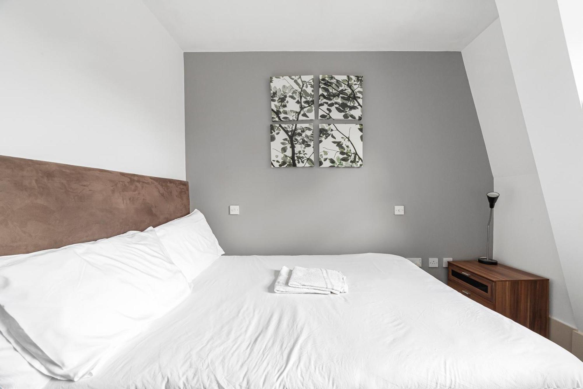 Deluxe Holborn Two Bedroom Apartment Londyn Zewnętrze zdjęcie